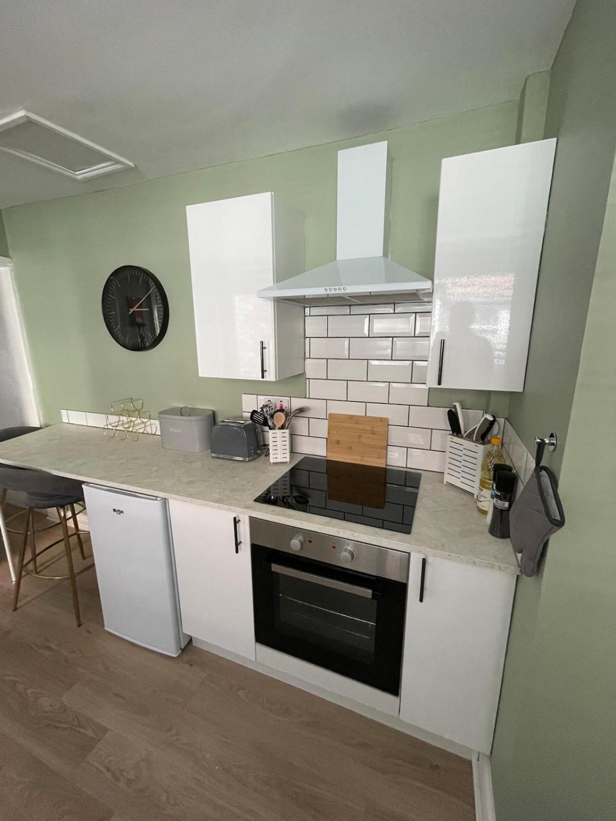 Marine View - Dog Friendly Apartment 500Ft From Beach 브리들링턴 외부 사진